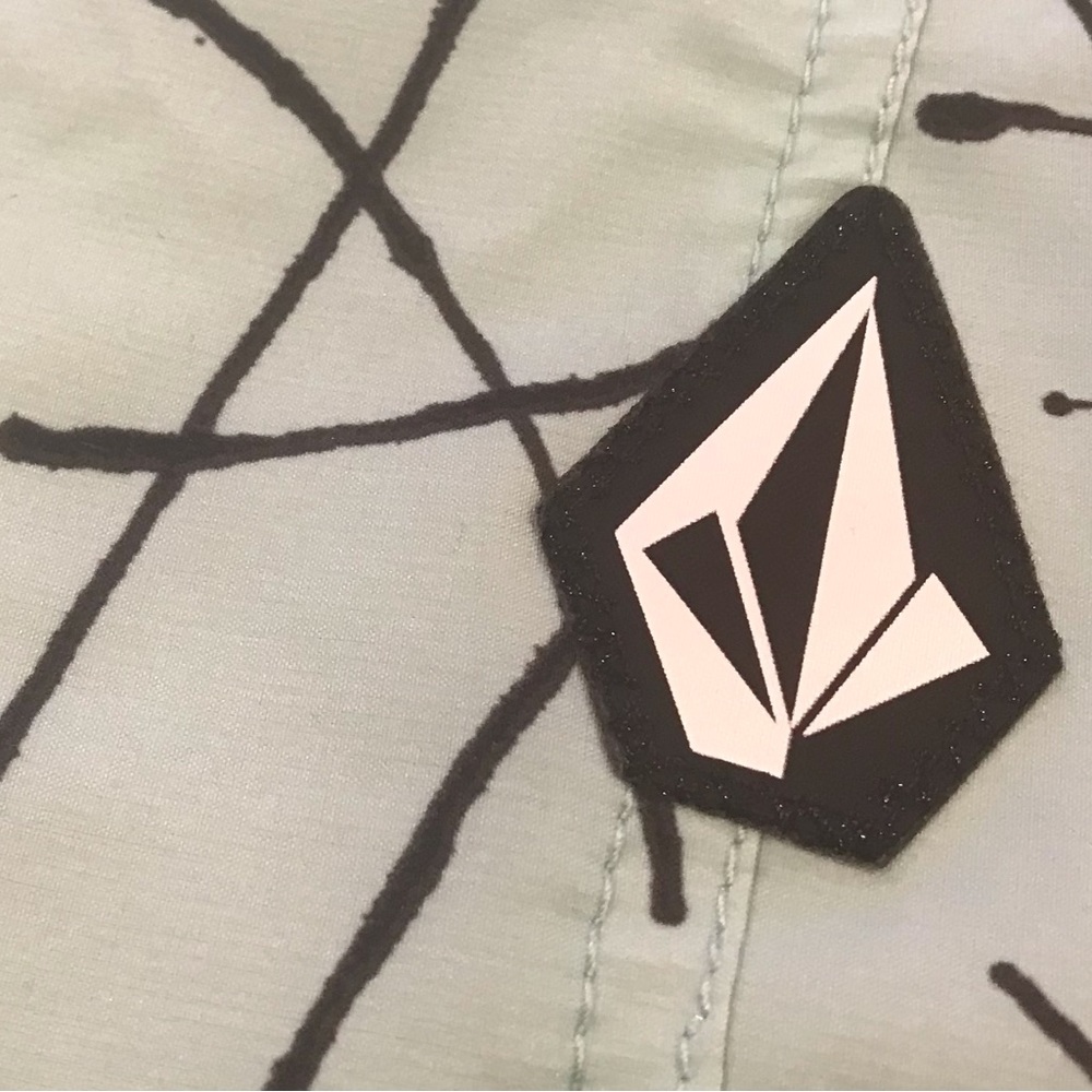 🔥 VOLCOM. MOD-TECH Size 32 - Picture 5 of 6